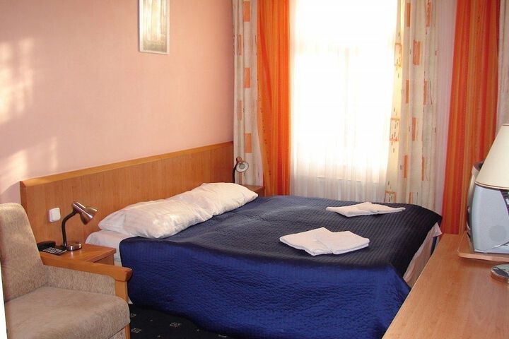 Room 14 of 35