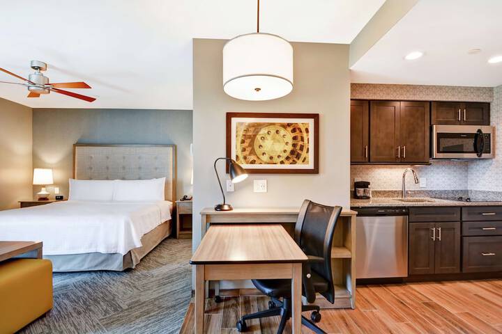 2 Queen Beds 1 Bedroom Suite (3 of 30)