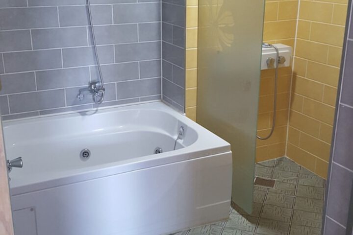 Bath Interior