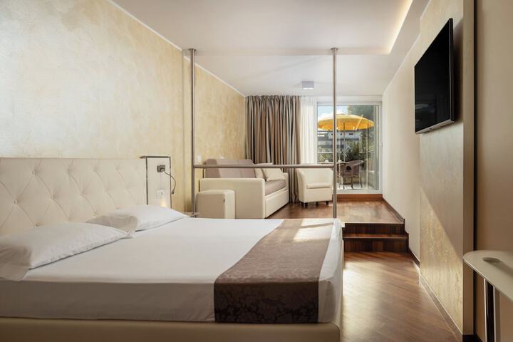 Room 20 of 89