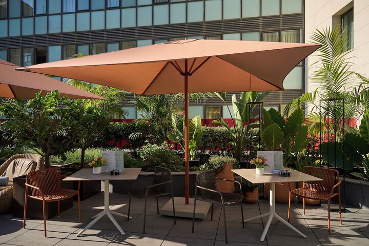 Terrace/Patio 106 of 116