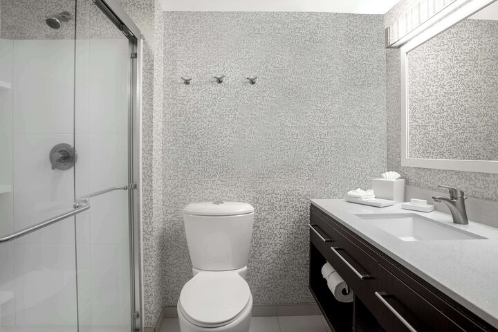 Bathroom shower