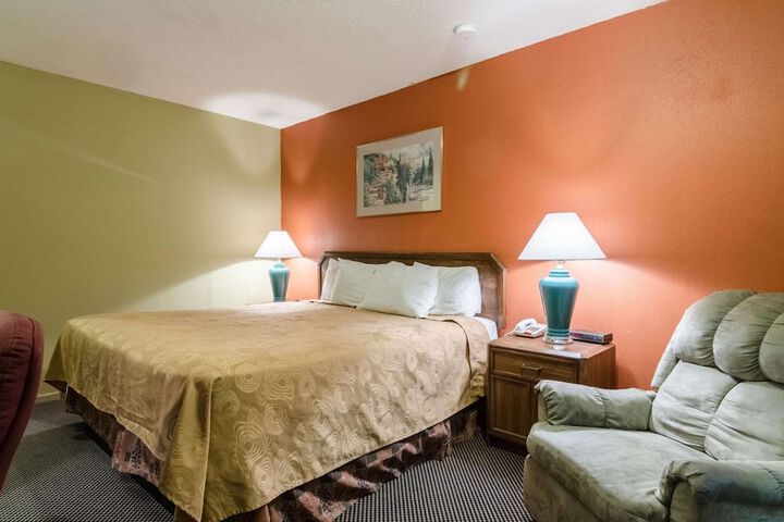 Room 14 of 29