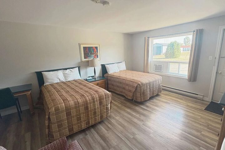 Room 3 of 21