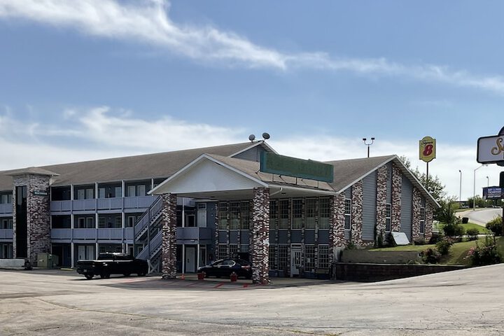 Hotel 21 of 21