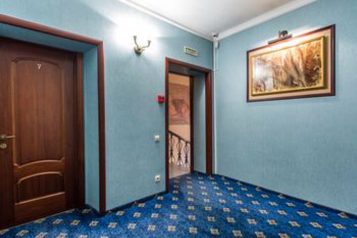 Ballroom/Hall 37 of 50
