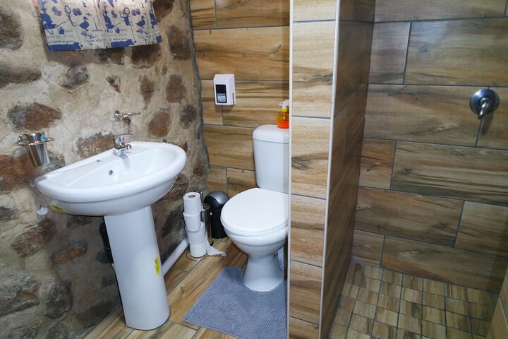 Room 15 of 23
