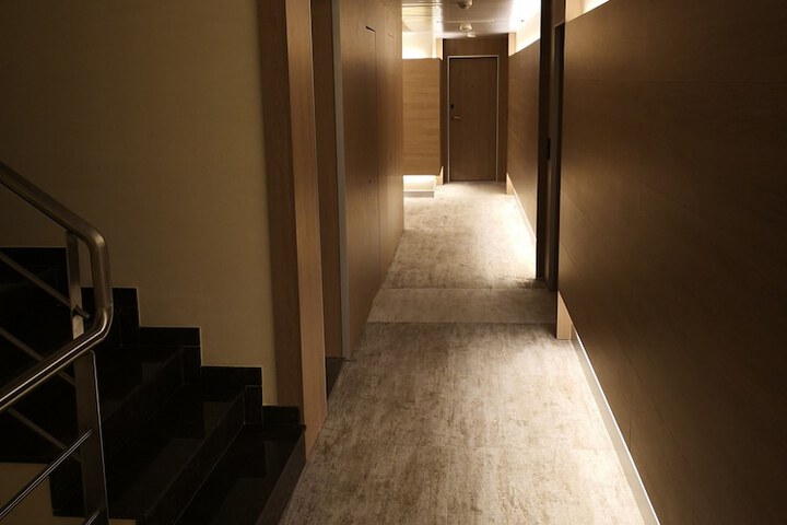 Ballroom/Hall 85 of 97