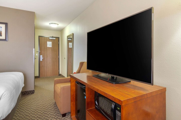 Room 18 of 35