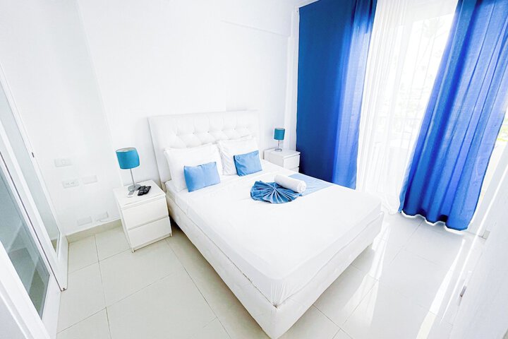 Room 20 of 37