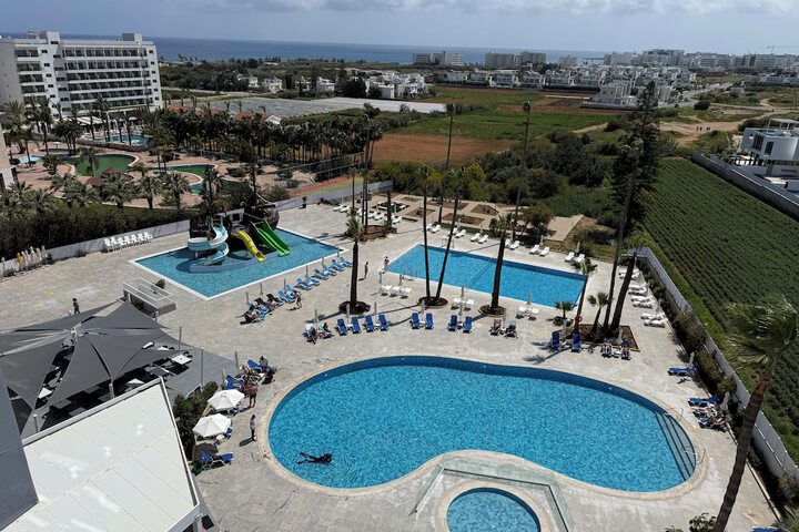 Hotel 54 of 55