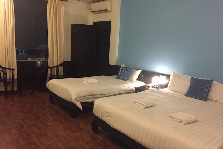 Room 11 of 25