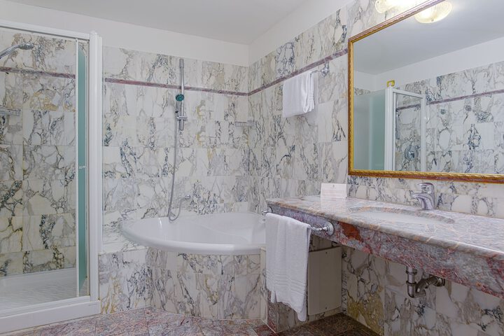 Bath Interior