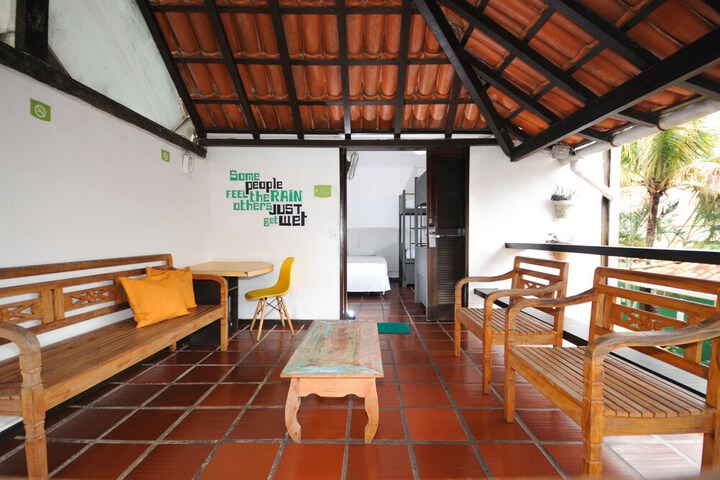 Room 8 of 32