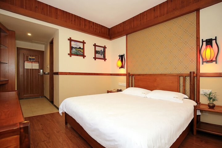 Room 14 of 51