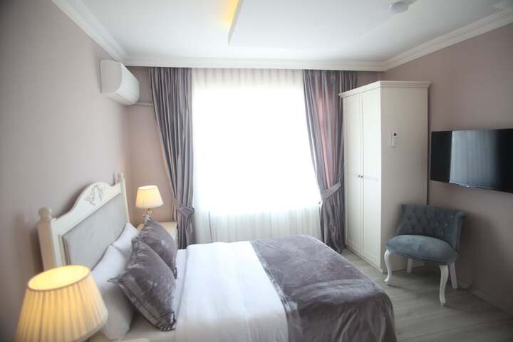 Room 15 of 110