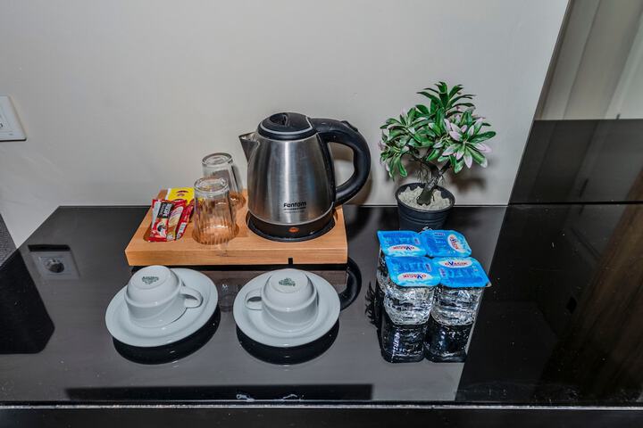 Breakfast/Coffee Service 41 of 43