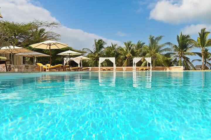 Pool 70 of 149