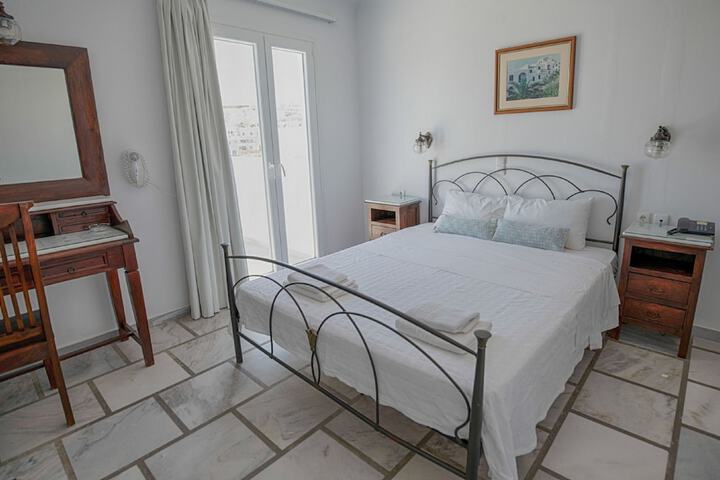 Room 5 of 191