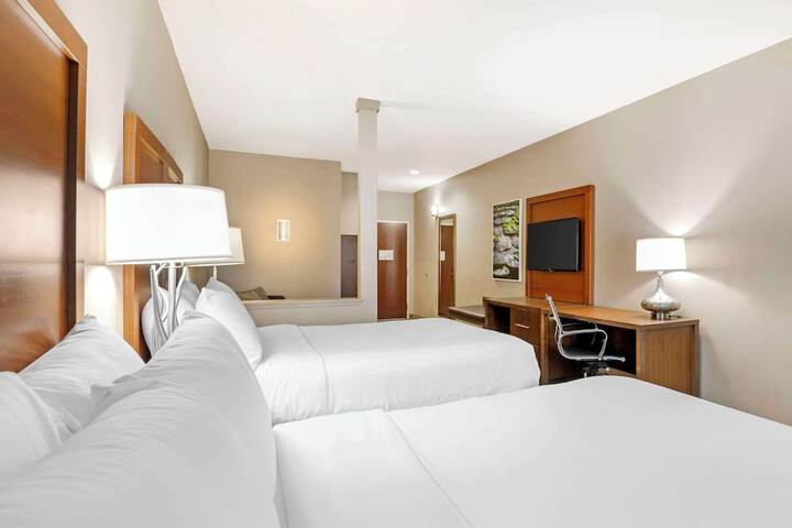 Room 17 of 34