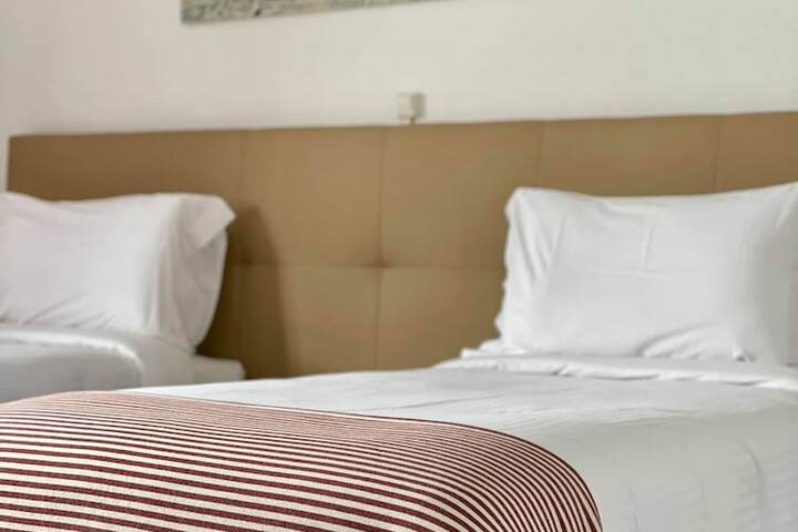 Room 4 of 47