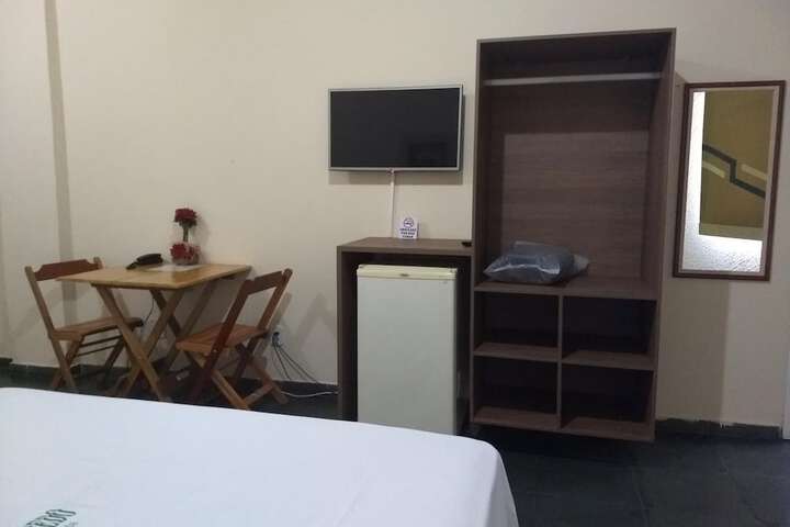 Room 8 of 35