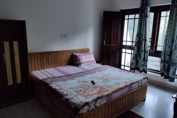 Room 15 of 17