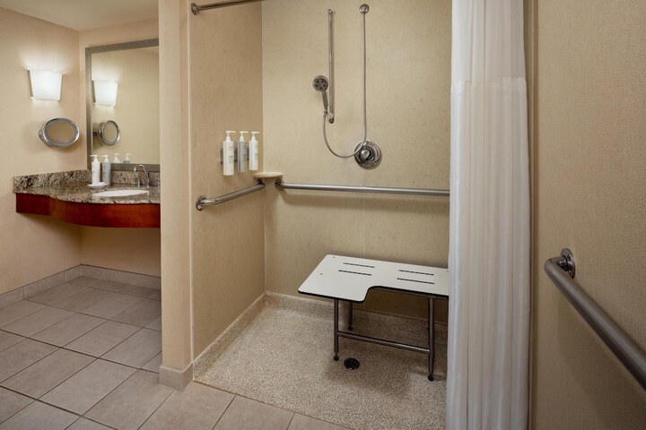 Bathroom shower