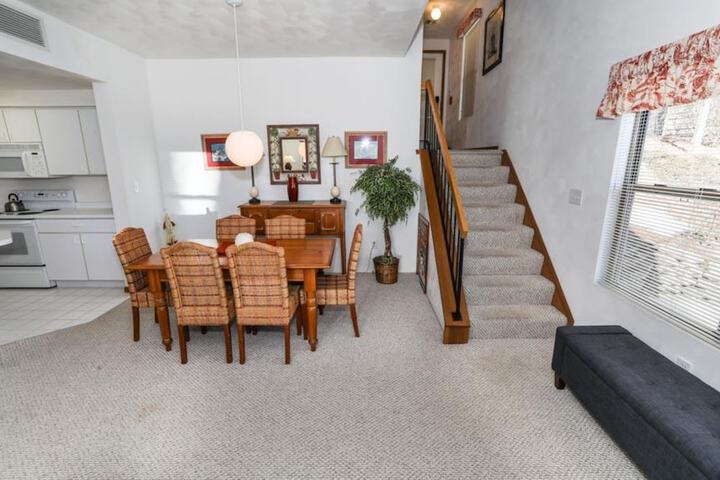 1 Bedroom Condo Villa Queen Bed Sofa (196 of 252)