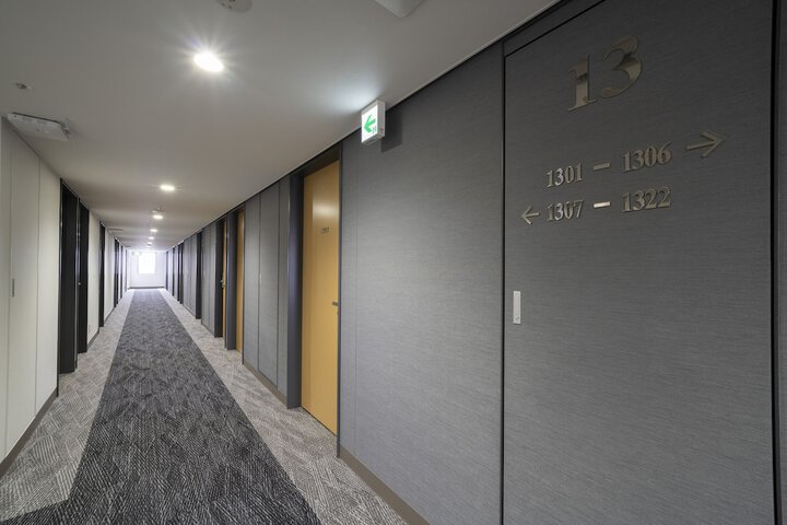 Ballroom/Hall 27 of 33