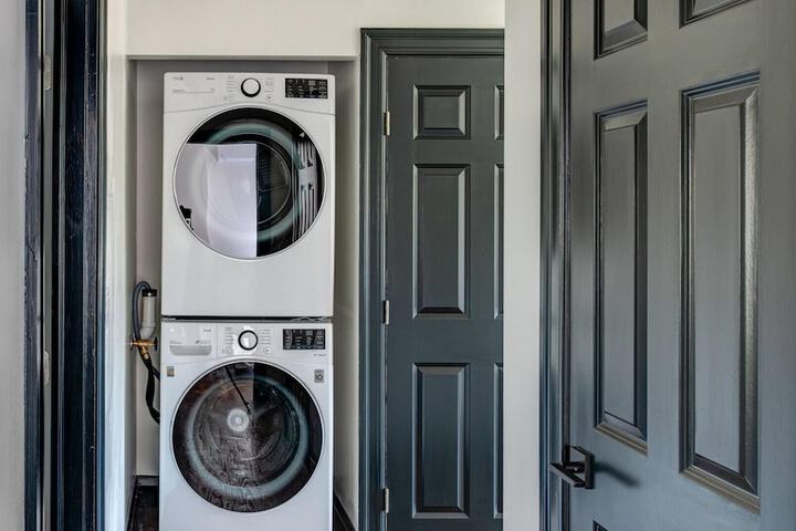 Laundry 63 of 86
