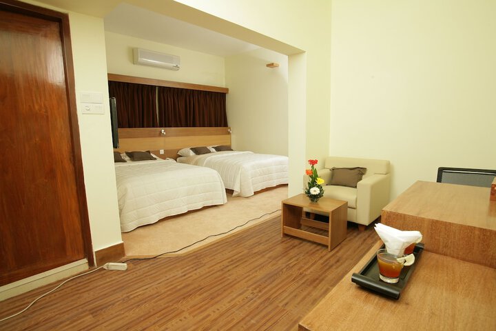 Room 5 of 35