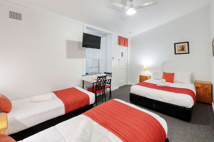 Room 8 of 29
