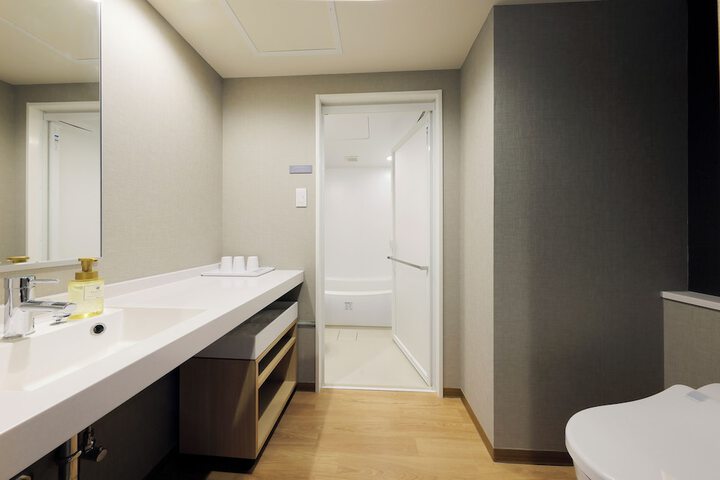 Room 26 of 59
