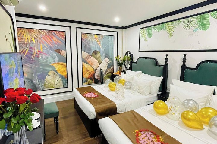 Room 70 of 113