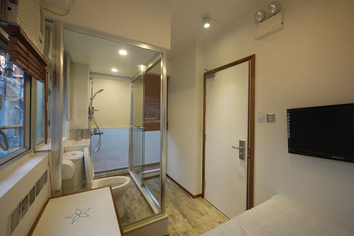 Clean Restrooms
