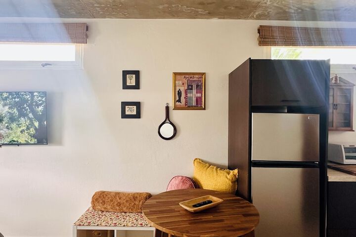 Room 53 of 109