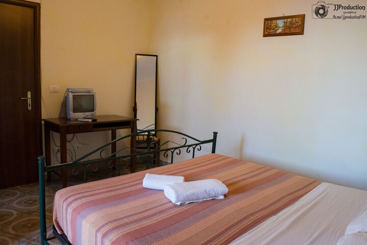 Room 8 of 59