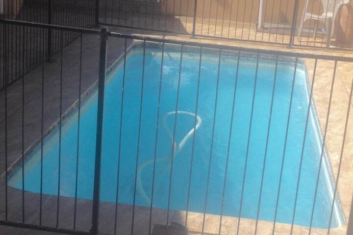 Hotel Pool