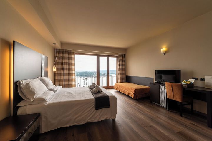 Room 19 of 52