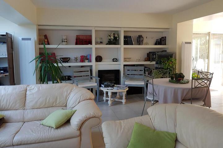 Photo 21