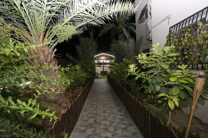 Hotel Exterior 86 of 87