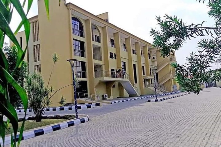 Hevee Hotels and Suites