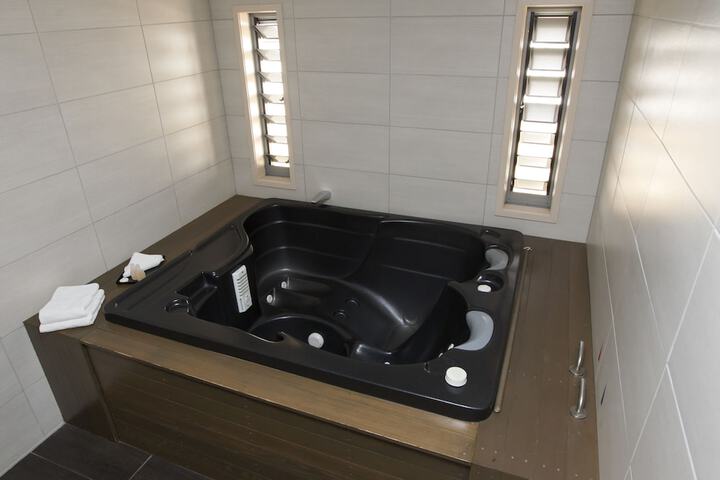 Hot Tub 22 of 23