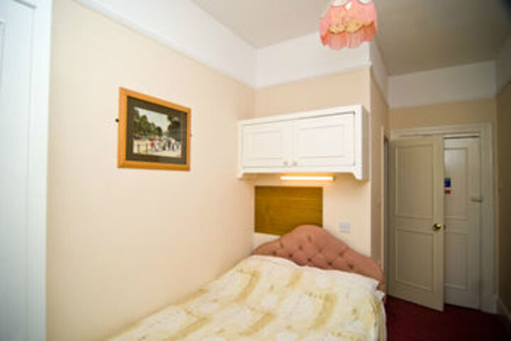 Room 34 of 50