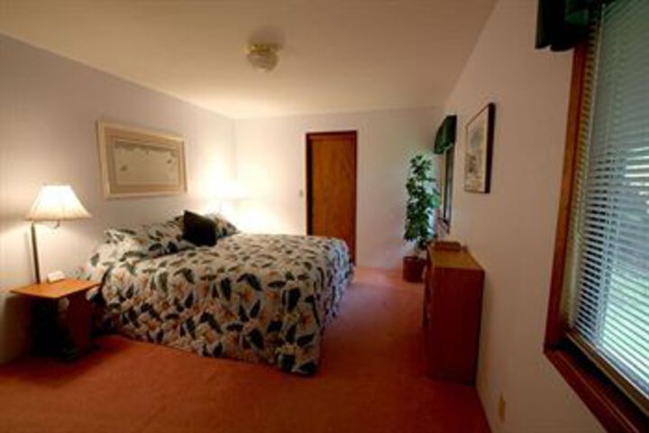 Room 11 of 35