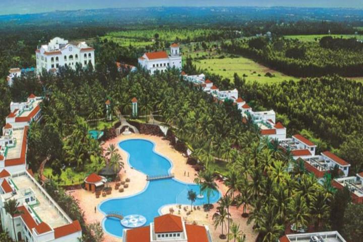 Golden Palms Hotel and Spa Bangalore