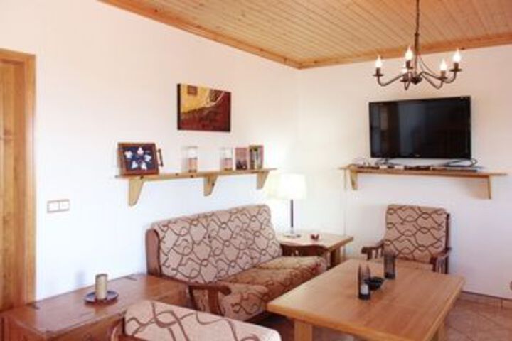 Room 16 of 16