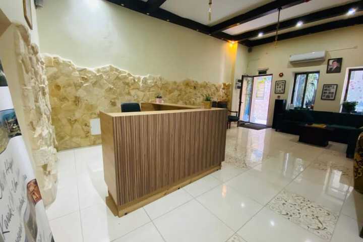 Hotel Interior 6 of 53