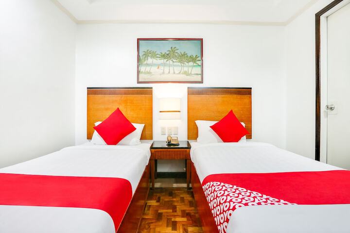 Room 8 of 23